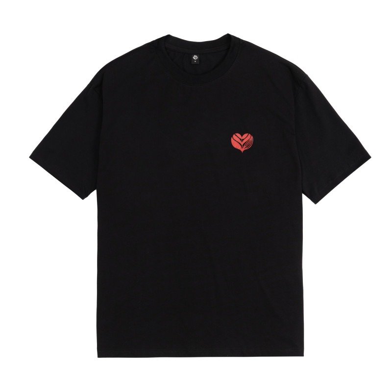 Love Hearth Tee